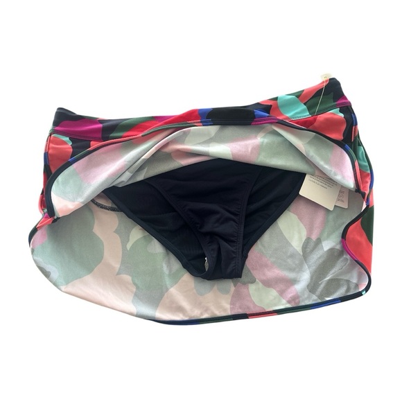 Colorful Floral Skirt - Picture 4 of 5